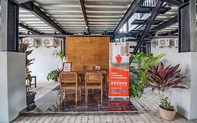 RedDoorz Syariah @ Babadan Baru Jakal